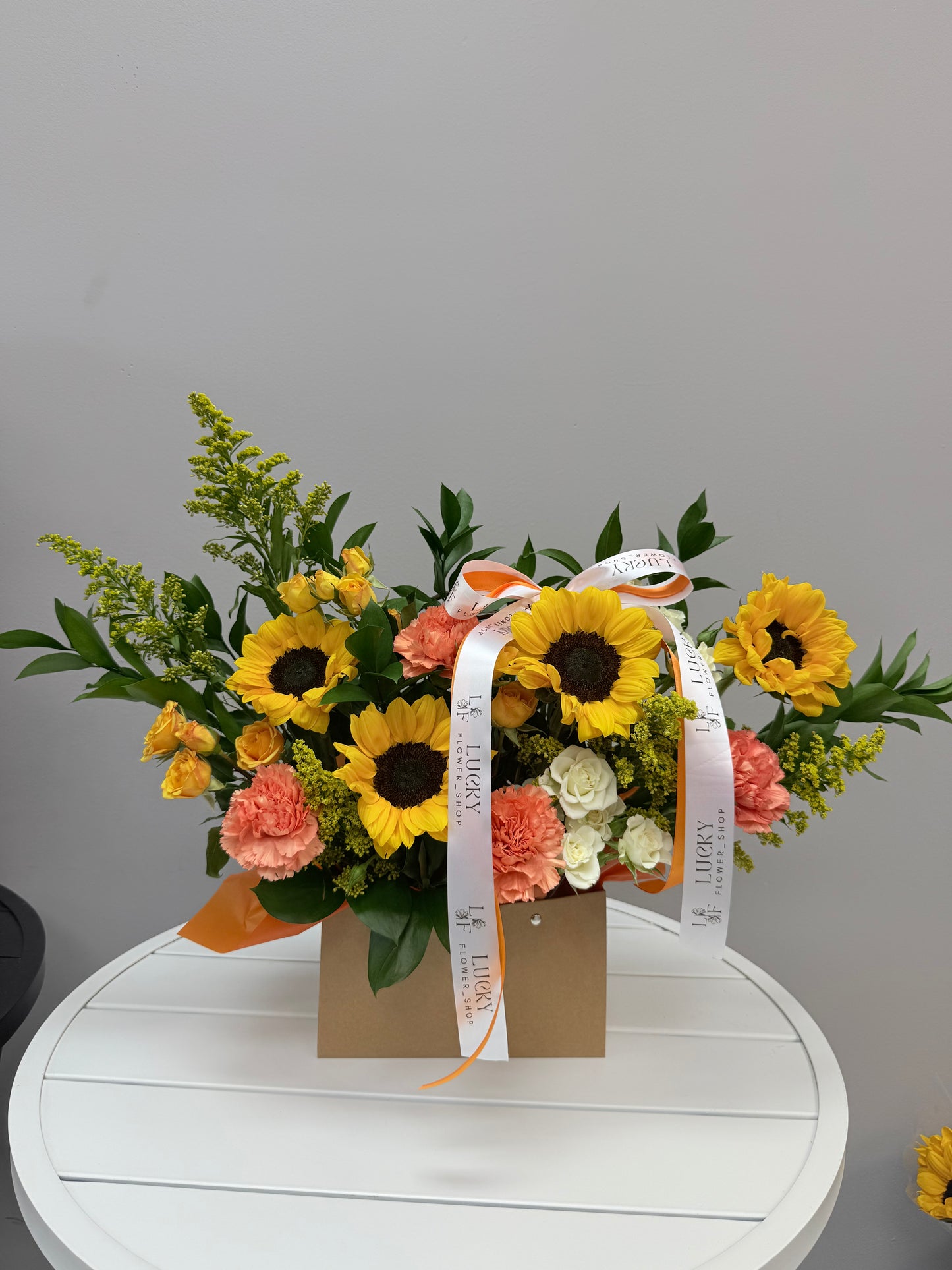 Elegant Mixed Flower Bouquet