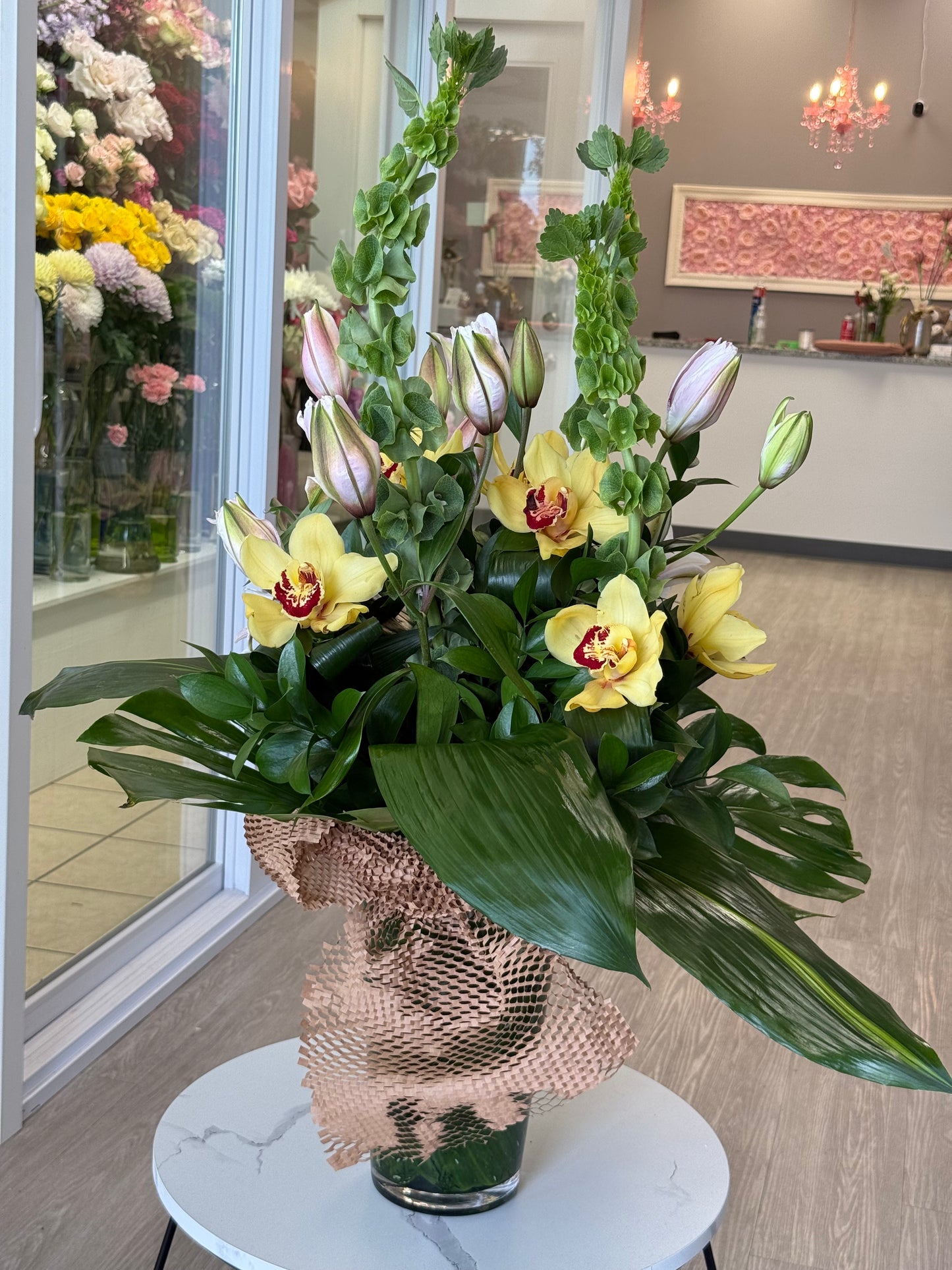 Modern vase. Flowers Gift