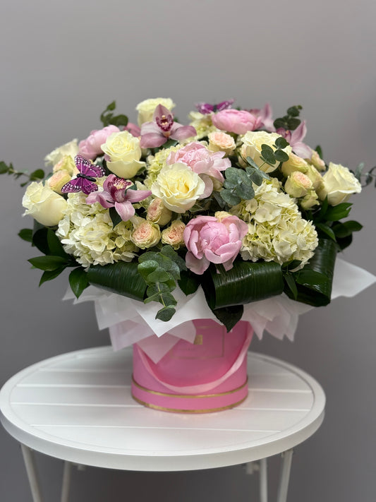 Elegant  Arrangement box