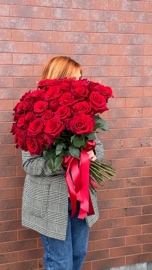 Classic  Bouquet red roses