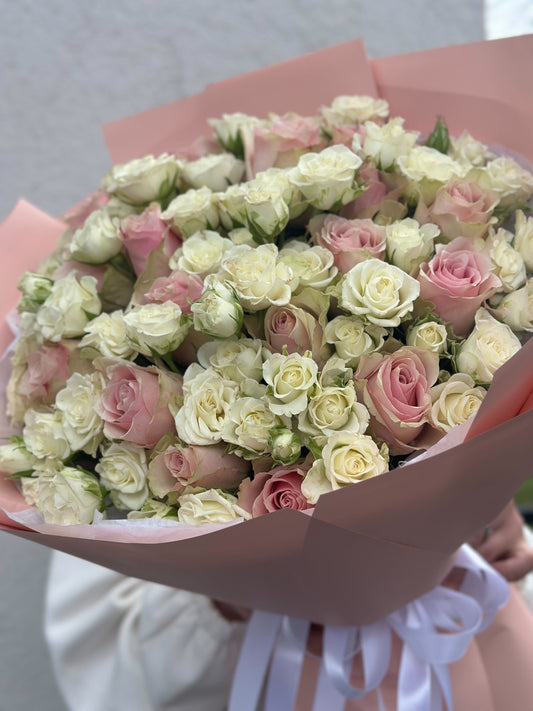 Spray roses Bloom Bouquet