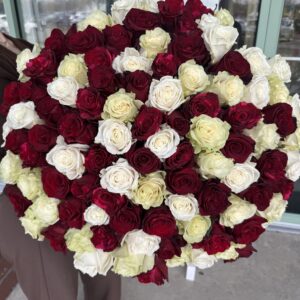 Majestic 101 Rose Bouquet